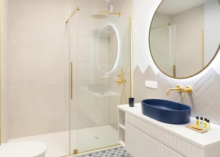 Blue Horizon Self Check-in, Free Garage Parking, Invoice * Poznań