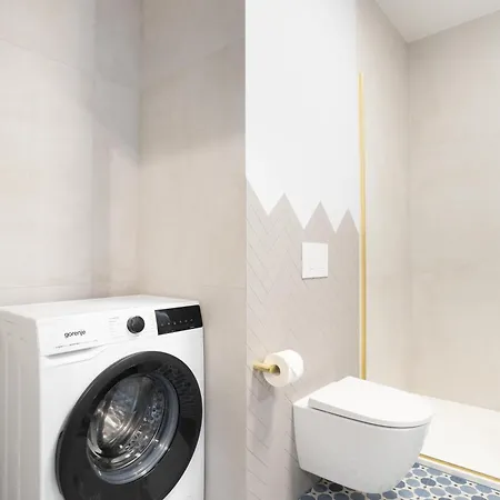 Apartment Blue Horizon - Self Check-in And Free Garage Parking Poznan