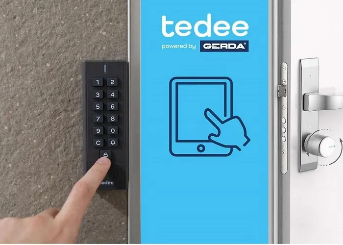 Blue Horizon Self Check-in, Free Garage Parking, Invoice * Poznań